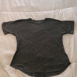Madewell heather grey T-shirt with high low front